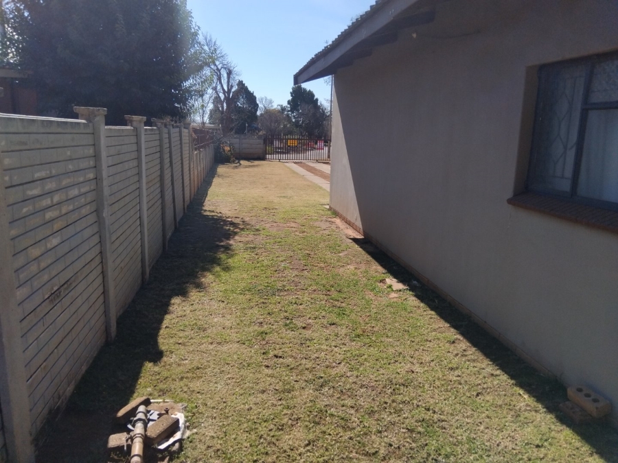 3 Bedroom Property for Sale in Meiringspark Ext 2 North West